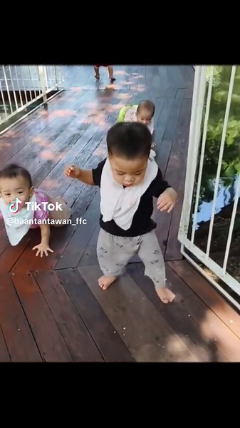 วันนี้ผมออกมาฝึกเดินข้างนอกห้องนะครับ#บ้านทานตะวันเด็กเล็ก #ขอความเมตตาที่ท่านมอบให้เด็กๆ