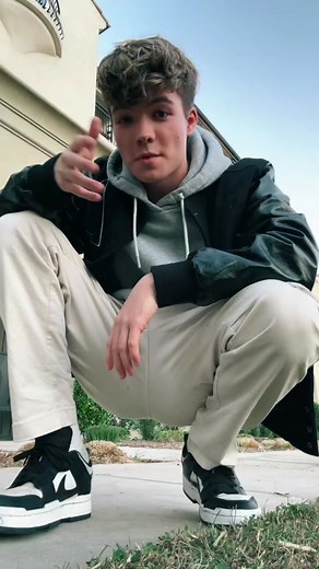 This song has a hold on my childhood (dc: @🐻sintilinti🐻 ) #foryou #dance