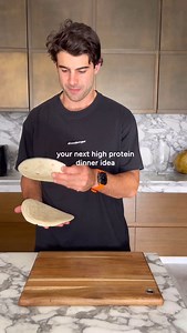 3.2M views · 19K reactions | GREEK CHICKEN GYROS SMASH TACOS Recipe at Ontrac5.com | OnTrac5 | Facebook