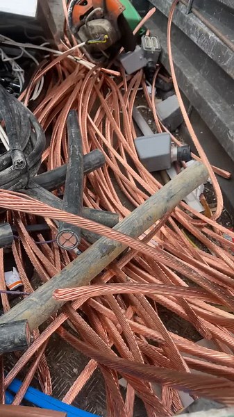 How to Strip Armoured Cable for Scrap Metal Recycling