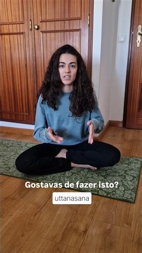 Uttanasana #yogateacher #uttanasana #yogini #asana #yogainspiration #yogaportugal #professoradeyoga