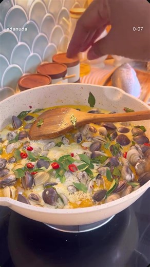 Ramadhan Day 4 🌙 2nd menu: Clams Buttermilk Balance sikit dengan Sup Thai tadi. Alhamdulillah, rezeki berbuka hari ni 🤍 #ramadhan2026 #ramadhanday4 #iftarmenu #clamsbuttermilk #homecooked