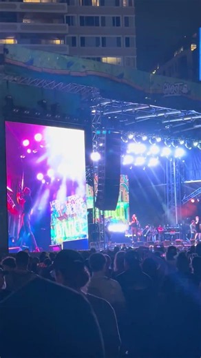 Dance Gavin dance at warped tour Long Beach 2026