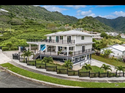 597 and 597 A Papahehi Place Honolulu, HI | ColdwellBankerHomes.com