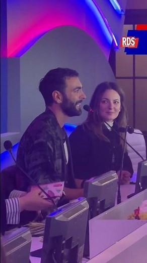 Sanremo 2023: Marco Mengoni si commuove in Sala Stampa prima della finale | RDS Shorts