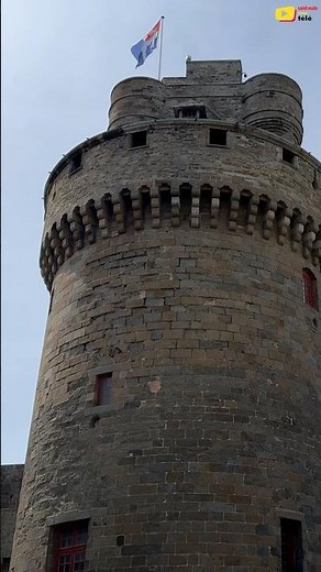 SAINT-MALO 🇲🇫 Hôtel de Ville