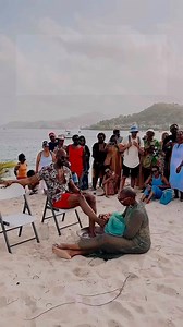 60K views · 154 reactions | Would you consider a foot washing ceremony? #repost @stanlophotography A foot wash ceremony is usually done to symbolize the couple’s service, humility and commitment to each other. #walkerbyfaith @appleofhisai @silkyvalente  Reel/Video: @stanlophotography Planner: @diannvalentine Location: @silversandsgrenada #weddingceremony #destinationwedding #grenada #munaluchibride | Munaluchi Bridal Magazine | Facebook