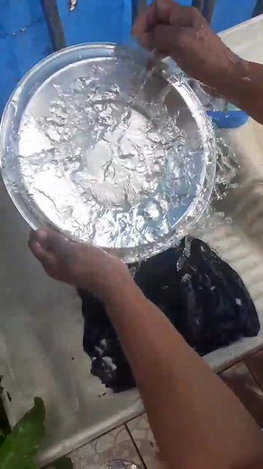 Effective Techniques for Cleaning Metallic Bowls