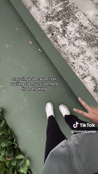 Staying Single While Waiting for My Crush