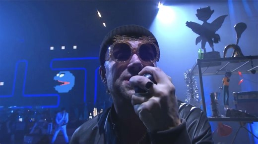 Gorillaz - Pac-Man (Live From Kong) #Gorillaz #TheMountain #Music #DamonAlbarn #Concerts
