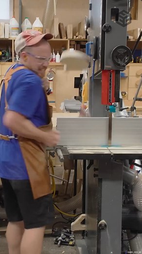 1M views · 5.1K reactions | This Bandsaw Accident...#woodworkingaccidents #accident #bandsaw #safetyfirst | Jay's Custom Creations | Facebook