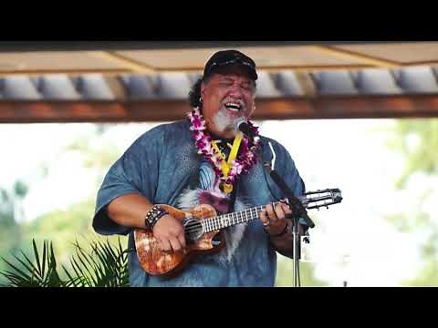 Ukulele Festival Hawaii 2017 - "Hallelujah" by Willie K