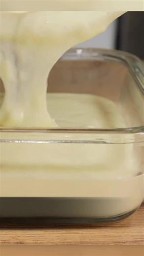 Homemade Processed Cheese from Cottage Cheese – Ready in 15 Minutes! #homemadecheese #cottagecheeserecipe #meltedcheese #easyrecipe #dairyhack #whatiate #foodasmr #homemadefood #quickmeal #cleaneating #cheeselover #russianfood #kitchenhack #foodtok #simpleingredients Домашний плавленый сыр из творога — ЭТО ПРОСТО! ИНГРЕДИЕНТЫ: творог (5-9%) – 500 г; сливочное масло (комнатной температуры) – 100 г; яйца – 2 шт.; соль – 1 ч.л.; сода – 1/2 ч.л.; лимонная кислота – 1/4 ч.л. Quick meal ideas, Quick m