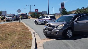 🚨SIGNIFICANT TRAFFIC DELAYS🚨 (AUGUST 17) ~ 5:00 p.m; This scene has been cleared and traffic is back to normal ~ 1:35 p.m; Traffic is slowing moving in the left lane. Emergency services remain at the scene. Use caution in the area ⚠️ ~ 1:10 p.m; Traffic is significantly slowed and backed up on Beaumont Hamel Way between the Southlands Blvd roundabout and Pitts Memorial Drive in Galway due to a three-vehicle head-on collision. At least two people are being assessed by paramedics. | NFLD Bulleti