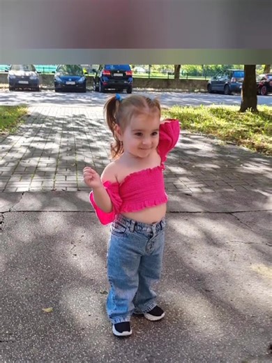 Všetko najlepšie k 2. narodeninám, naša Noemička!🎂 🍒🍒🥰😍🍀🎉🎊Si ako malá raketa, plná energie, zvedavosti a najkrajšieho smiechu. 🩷🩷😍❤️Prajem ti, aby tvoje malé nohy vždy našli cestu k radosti, tvoje očká videli len krásu a tvoje srdiečko bolo plné lásky. 💓💓💝🎊Nech ti každá hračka prinesie radosť a každý deň sladké sny. Milujeme ťa najviac na svete 💝💖🍀🎇🎆🎉💋🌸🎂 | Hana Dunkova