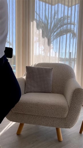 Rent roll growth is free — you only cover the shipping. I’ve already taken care of all the printing. Inside Lead Machine Secrets you’ll find 28 proven ways to grow your rent roll and build consistent new business. #LeadMachineSecrets #RentRollGrowth #RealEstateTraining #BDMCoach #PropertyManagement | BDM Coach