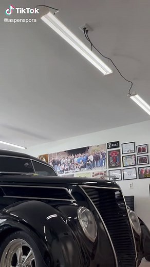 Exploring the 1937 Ford Coupe Classic Car