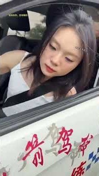 Poor driving skills, avoid Yunnan, Guizhou, Sichuan Female driver's terrifying bridge technique