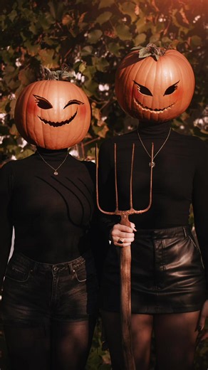 Z kim chcielibyście zrobić takie dyniowe foty? 🎃 będziemy miały z @mishka.photo super pamiątkę 🥹🧡 #pumpkinfriend Pumpkin Photoshoot trend ✨👌