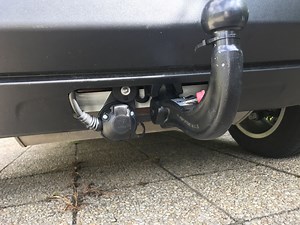 Monter un attelage à boule démontable sur Jeep Renegade et faire un cache boule  - Chez Cyril