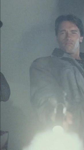 He Thought It Was Sarah Connor… But He Was Wrong | The Terminator (1984) - 1 Minute Scene Recap