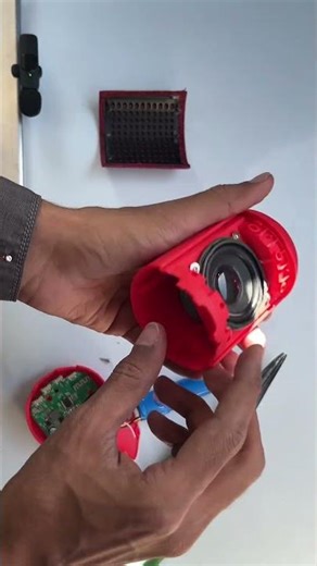 What’s Inside a Bluetooth Speaker? | Real Teardown #BluetoothSpeaker#TechShorts#WhatsInside