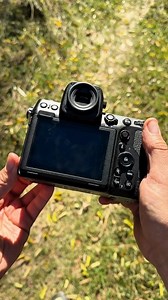 📸 𝗧𝗼𝗽 𝟱 𝗹𝘂𝗰𝗿𝘂𝗿𝗶 𝗹𝗮 𝗡𝗶𝗸𝗼𝗻 𝗭𝟴 Dacă ești pasionat de fotografie sau videografie, Z8 e genul de cameră care îți schimbă jocul. De la performanță incredibilă în low-light până la autofocusul care nu ratează nimic. Urmărește reelul și vezi ce caracteristici cool ne arata @ghidul_dslr la Nikon Z8! 🔥 #NikonZ8 #Mirrorless #NikonRomania | Nikon