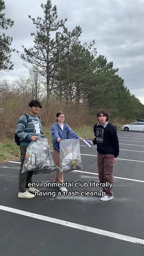 This is for all of our haters out there♻️🙌🏻 #environment #environmentallyfriendly #environmentalclub #cleanup #trash #recycling #nature