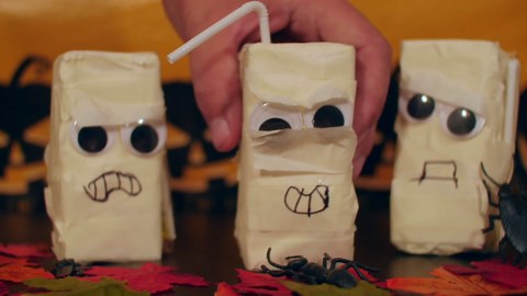 Create mummy juice boxes that wow at any Halloween party