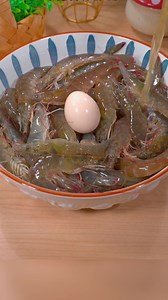 2.4M views · 84K reactions | Tôm tươi làm theo cách này ngon bá cháy. #cuongan. #xuhuong2023 | Cơm Mẹ Nấu | Facebook