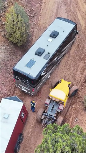 RV Stranded in the Mud!!