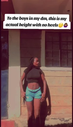 Understanding Height Perception in Social Media