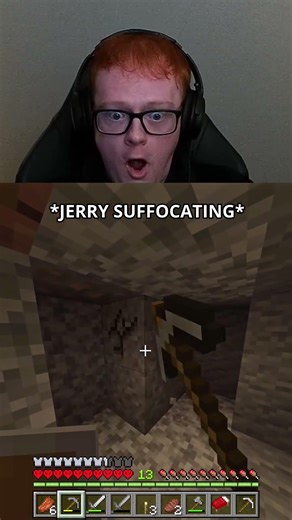 When your dog dies in Minecraft 😭