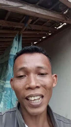 Intimidasi Kepala Desa Tegal Buleud Kec Tegal Buleud Sukabumi ke Ibu yang Up Load Video Rumah Jelek