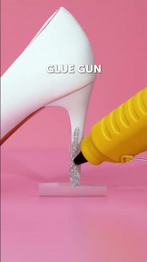 Ultimate Wedding Day Survival Guide: Hacks for Stress-Free Bliss! 💖🌟