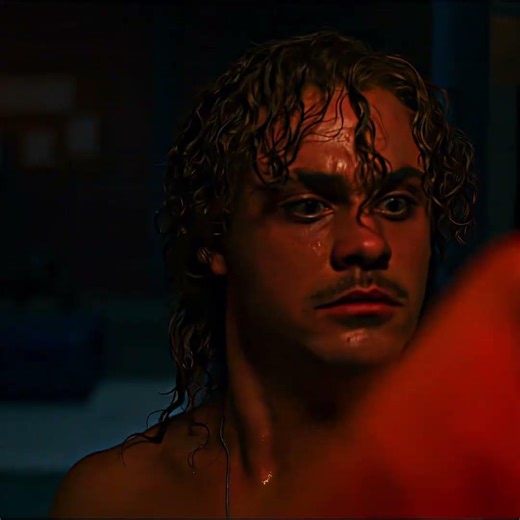 Heat can’t break him. But she can 💀| Stranger Things | #edit #movie #shorts #strangerthings