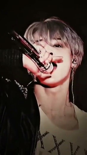 pyar do pyar Lo 😘😘😘🌹🌹🫰🫰🫰💜💜jimin