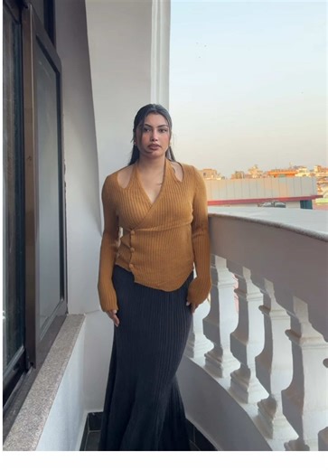 Stylish Halter Neck Tops in Five Color Options