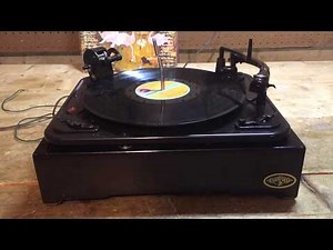 Serviced Garrard RC88/4 Record Changer w/matching base