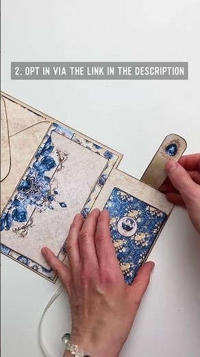 Make this exact Mini Folio yourself - Free printables