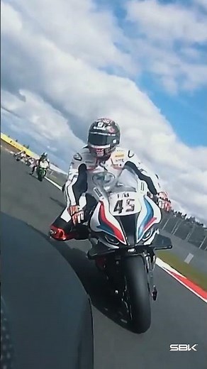Relive an unbelievable race at Magny-Cours 🤯 | 2022 #FrenchWorldSBK 🇫🇷