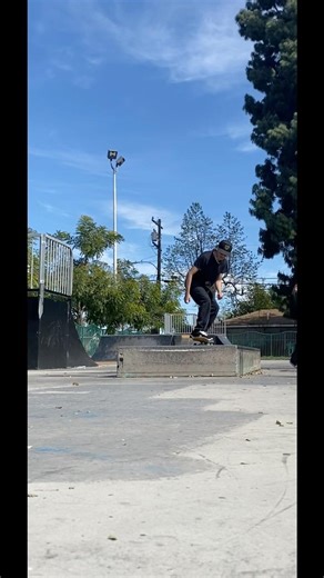 Cool lil front pop #skateboarding