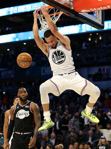 Stephen Curry Dunk Compilation 🔥😤 Stephen Curry had a total of 29 successful dunks, 26 in the regular season and 3 in the playoffs, most of which were concentrated in the 12-13~16-17 season. #nba #stephencurry #warriors #nbahighlights #basketball @warriors