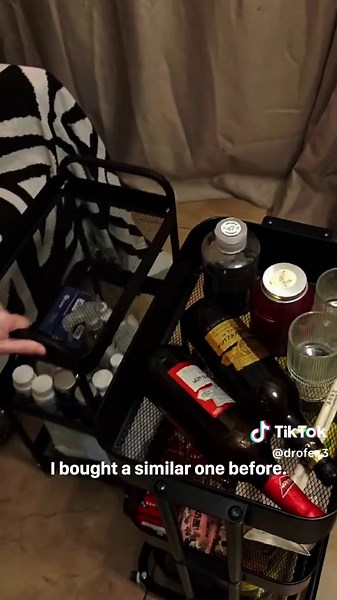 Super practical shelf trolley, still made of carbon steel, very strong and durable #drofex #trolley storage