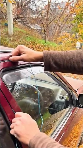 Genius Way to Unlock a Car Door with a String! 🚗🧵🔓 #shorts #carrepair #diy #lifehacks #carhack