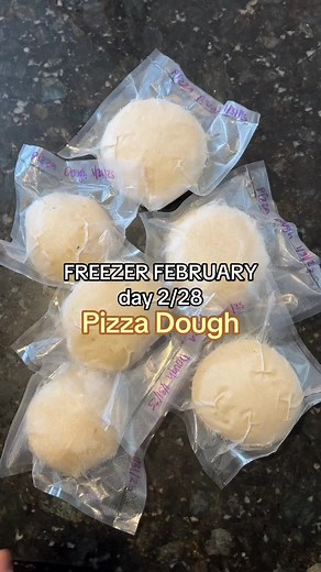 Easy Homemade Pizza Dough Recipe for Freezer February