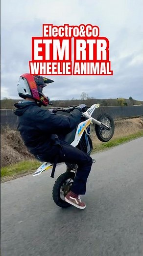 Electro&Co ETM RTR IS A WHEELIE MACHINE! #electroandco #electricbike #emoto #dirtbike #etmrtr