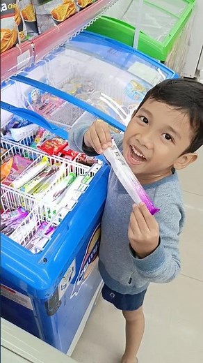 Mah Boleh Beli Eskrim Gak😅