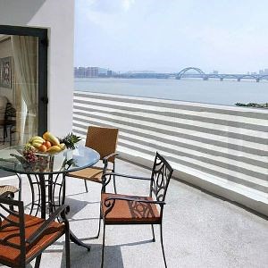 [Hot Item] Shade Netting Mesh Cloth with Grommets UV Protection for Patio, Backyard etc