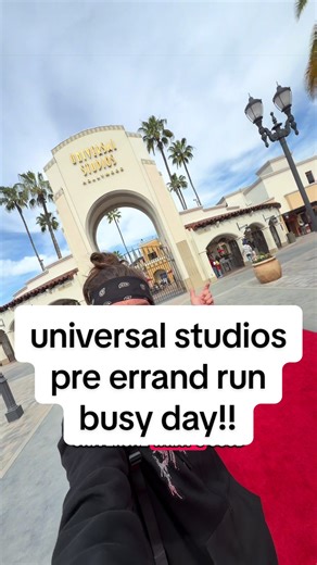 sometimes you got to add a little bit of fun into a busy day whether thats getting a sweet treat or a quick stop at your local amusement park, i was able to go to the dentist, pick up some groceries, get gas, new tires, and i was able to close out the day with a couple rides and some lunch at universal studios hollywood, do you guys ever add in a theme park visit to your daily list of chores/things to do?? #universalstudios #universalstudioshollywood #universal #amusementpark #themepark